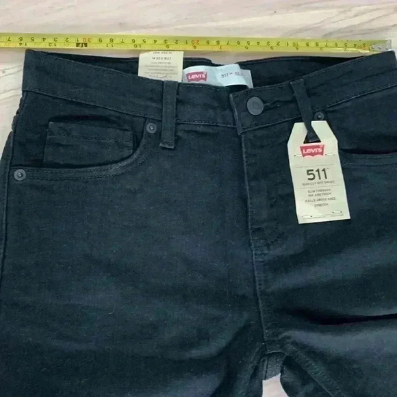 Levi Boys New with Tags 511 Slim Cut-off Black Denim Shorts - Picture 9 of 10